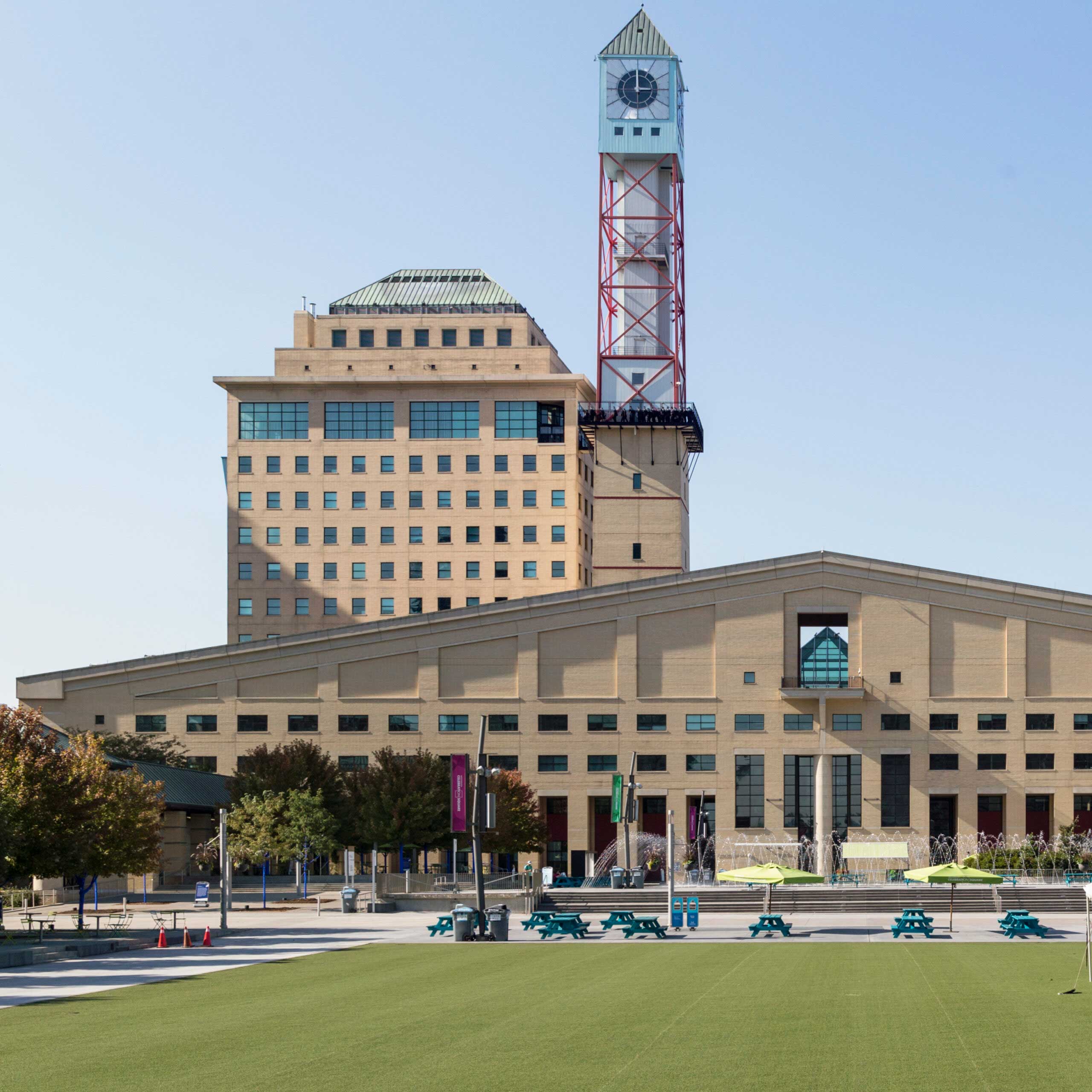 mississauga-city-hall